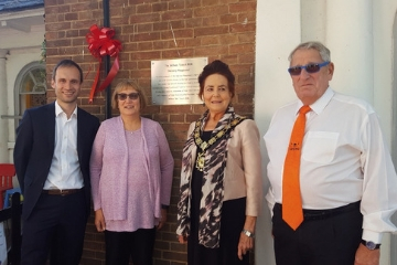 Corams Fields – Stuart Belinda Camden Mayor and Michael Son